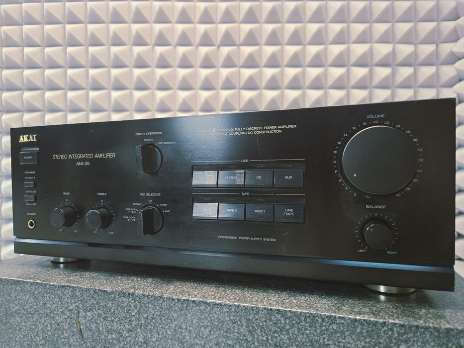AKAI AM 35, wzmacniacz