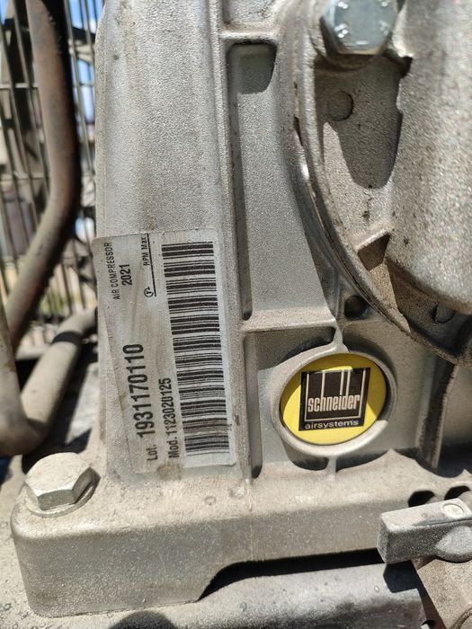 Kompresor, 270 litrów, 400 Volt.