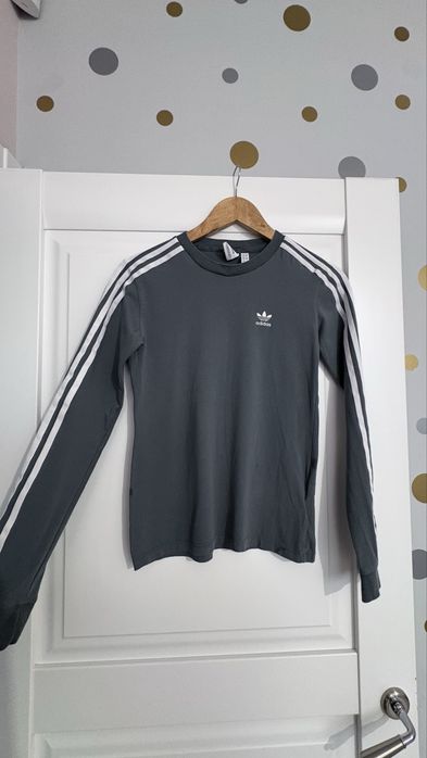 Продаю кофту adidas