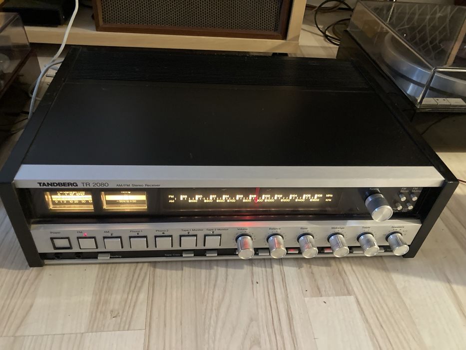 Tandberg TR 2080 amplituner