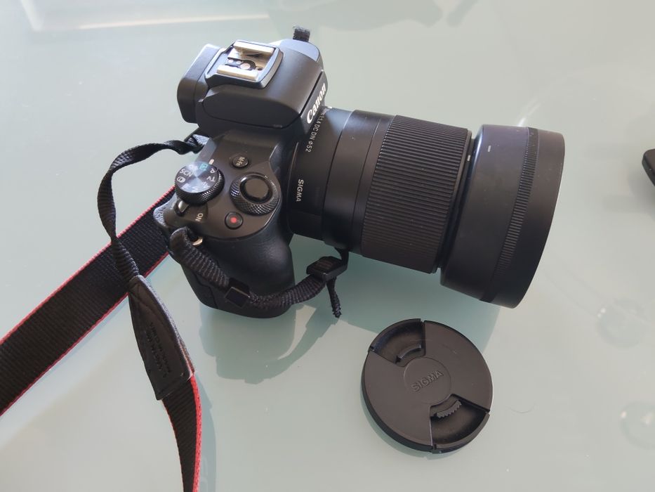 Canon M50 + sigma 30mm 1.4 DC DN Art + flash Canon  speed lite 320EX