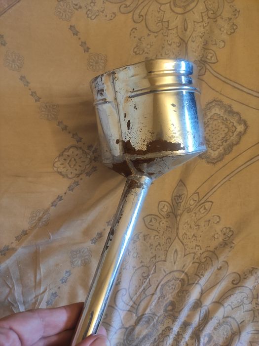 Лейка для топлива