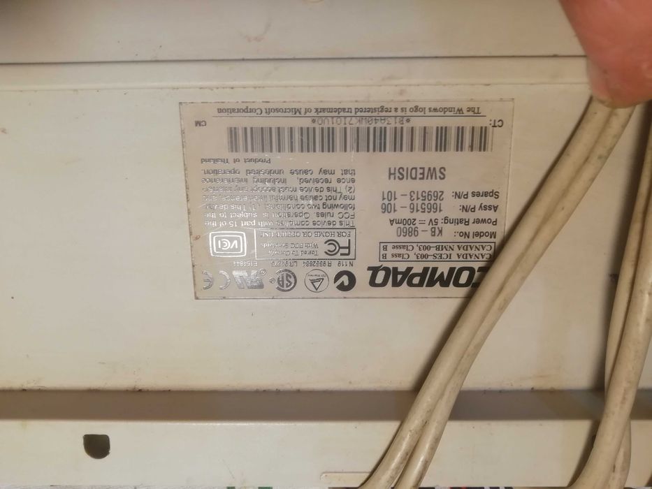 Клавіатури compaq 2 шт важкі неробочі 1 лотом ps\2