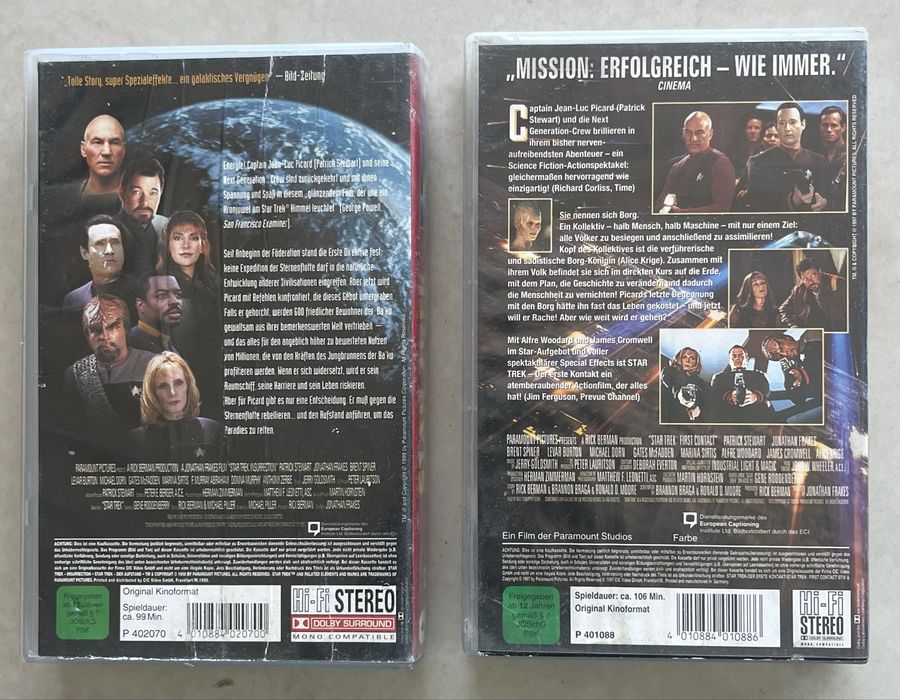 Duas cassetes VHS em alemão da saga Star Trek