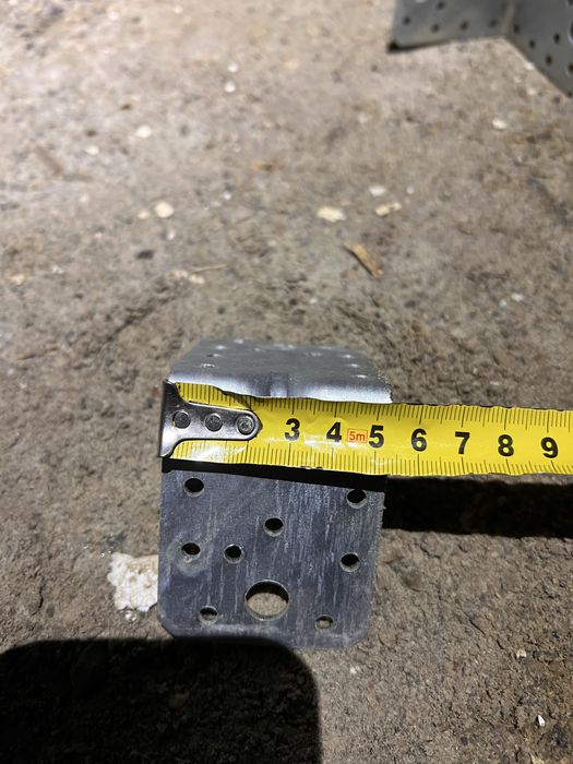 Уголки металлические строительные