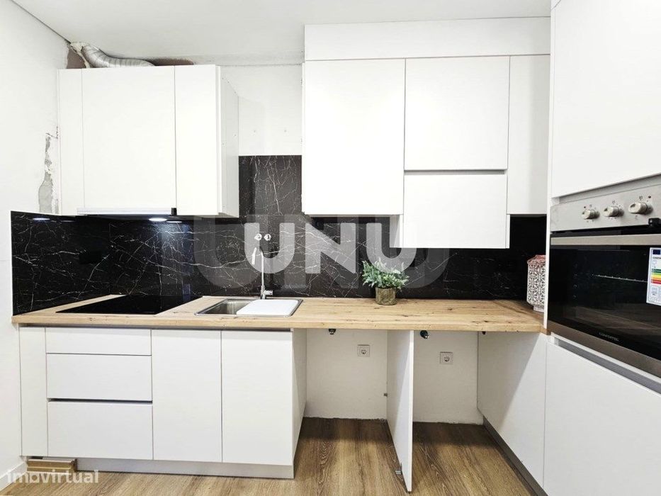 Apartamento T2 - Totalmente Renovado