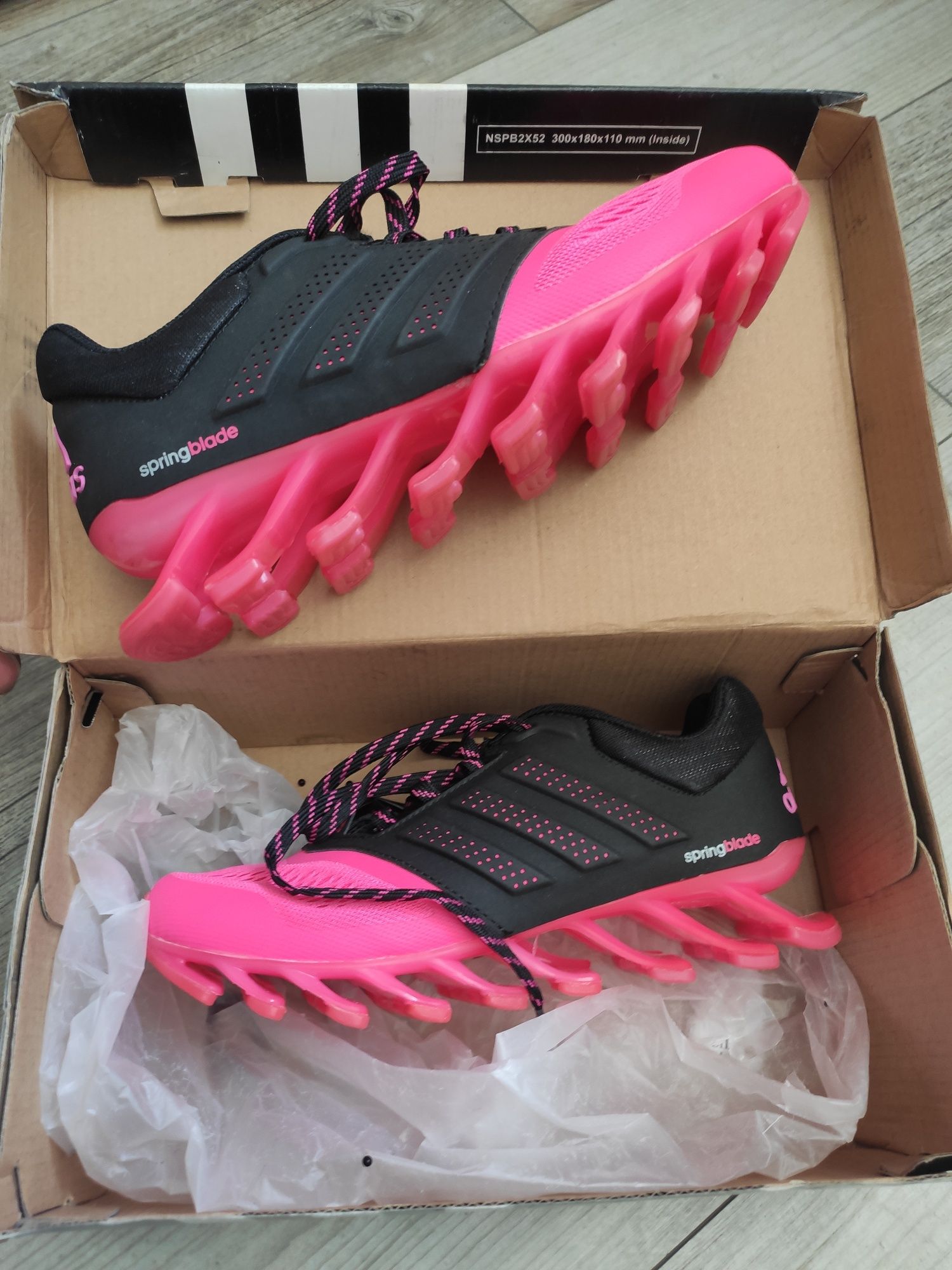 Adidas springblade damskie r 38 Krak w Grzeg rzki OLX.pl