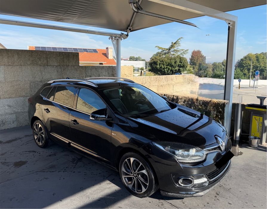 Renault Megane Sport Tourer BOSE — photo 2