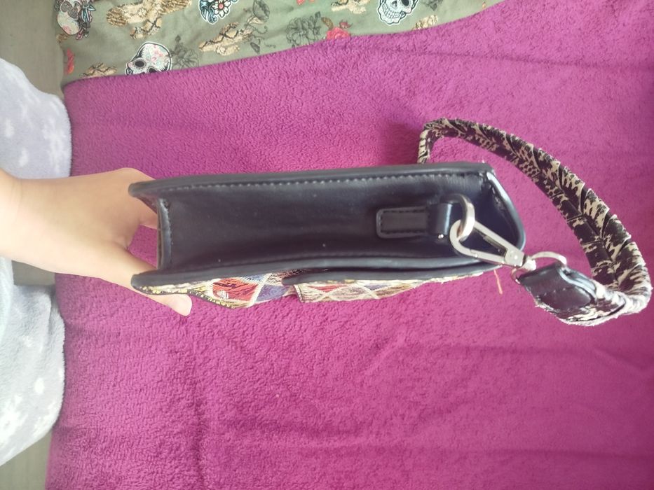 Mala parfois com peles