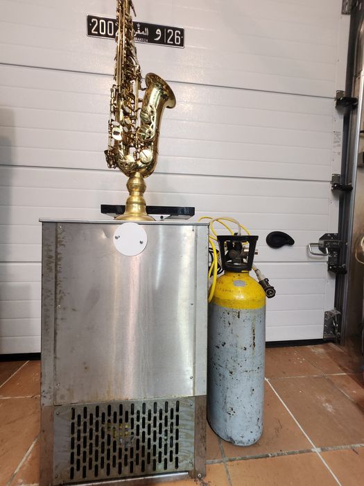 Vendo máquina de imperial ou outros torneira Saxofone em bom estado