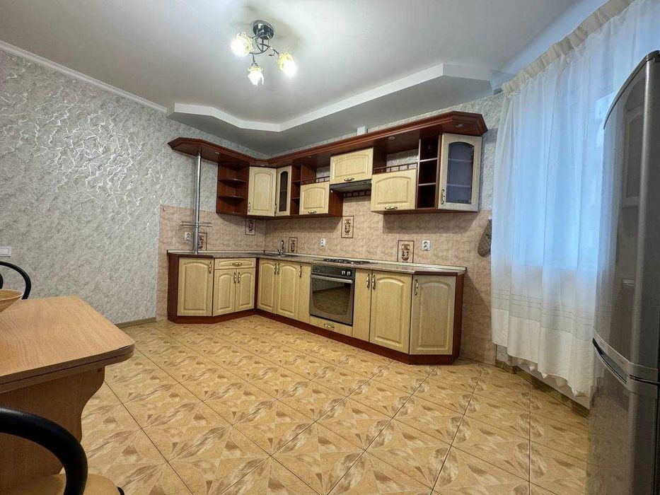 Без% Продаж квартири Чабани Центр 50м2