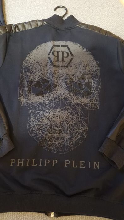 Dres  Philipp Plein  roz. M