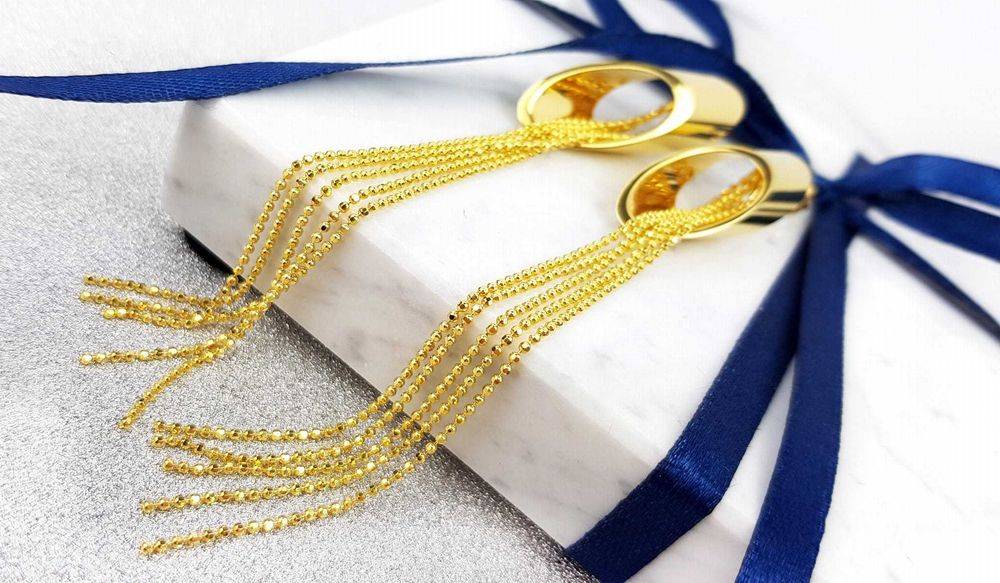 Srebrne pozłacane kolczyki z łańcuszkami