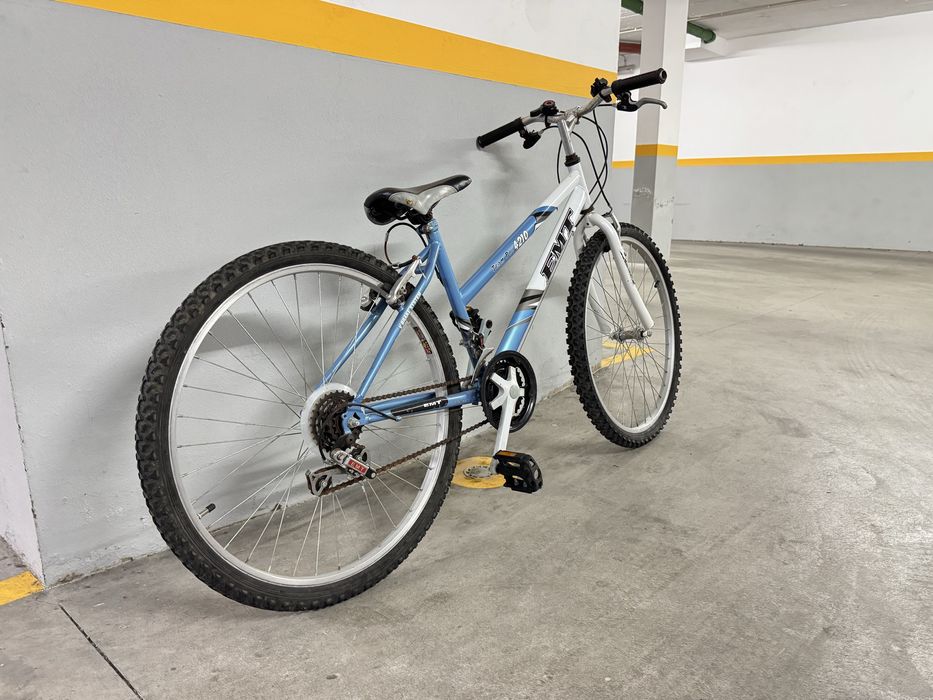Bicicleta EMT Team Pro 4210