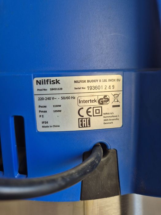 Aspirador de Garagem Nilfisk "Buddy II 18 Inox"