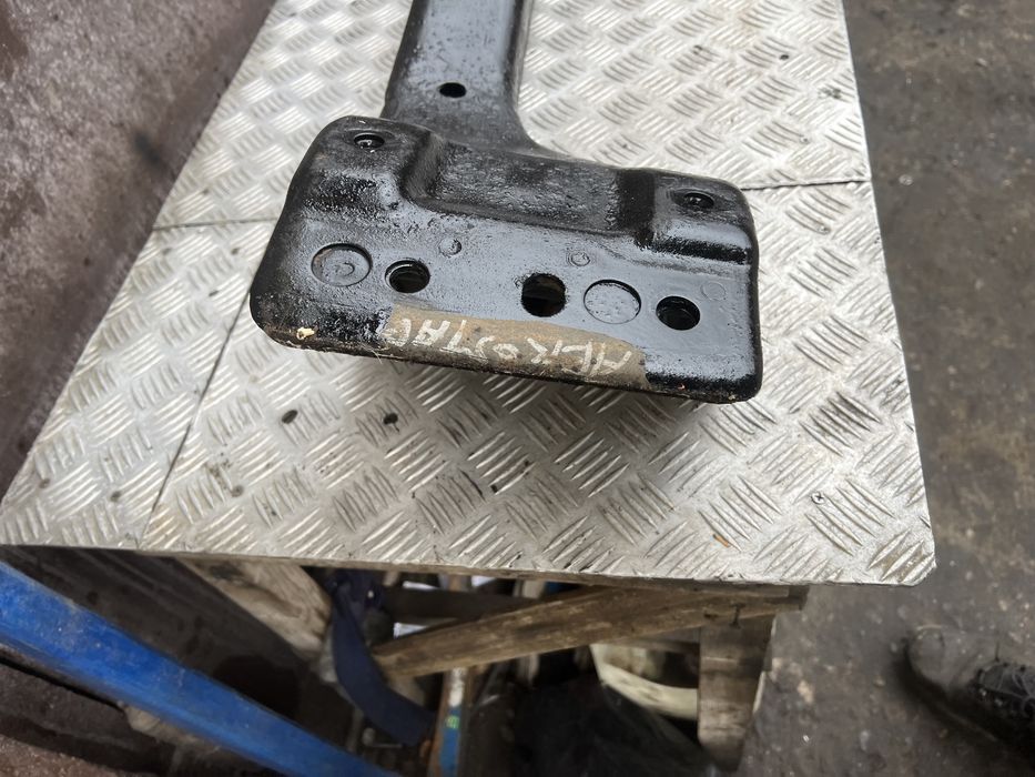 Балка подрамник форд аэростар ford aerostar 92 год