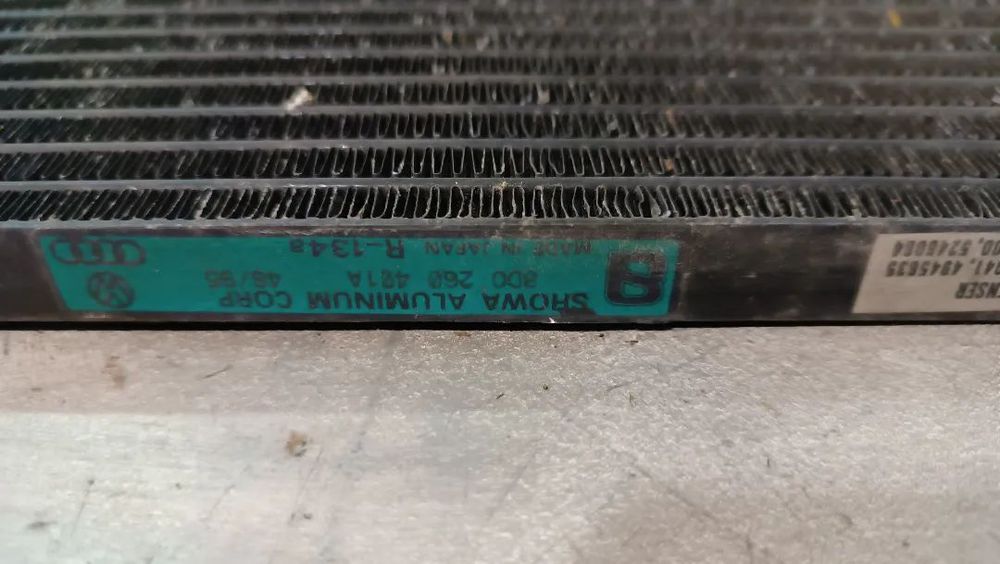 RADIADOR AC AUDI A4 B5 / PASSAT 95-01 8D0260401A