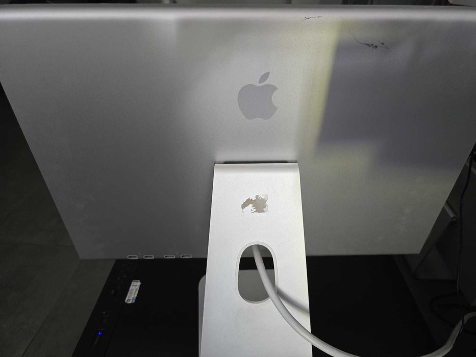 Monitor Apple Cinema 20''