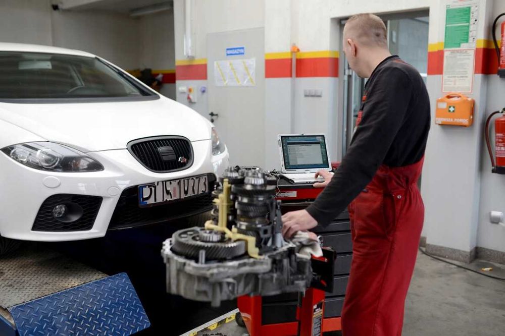 Wymiana oleju w automatycznej skrzyni biegów VW Ford BMW Volvo i inne