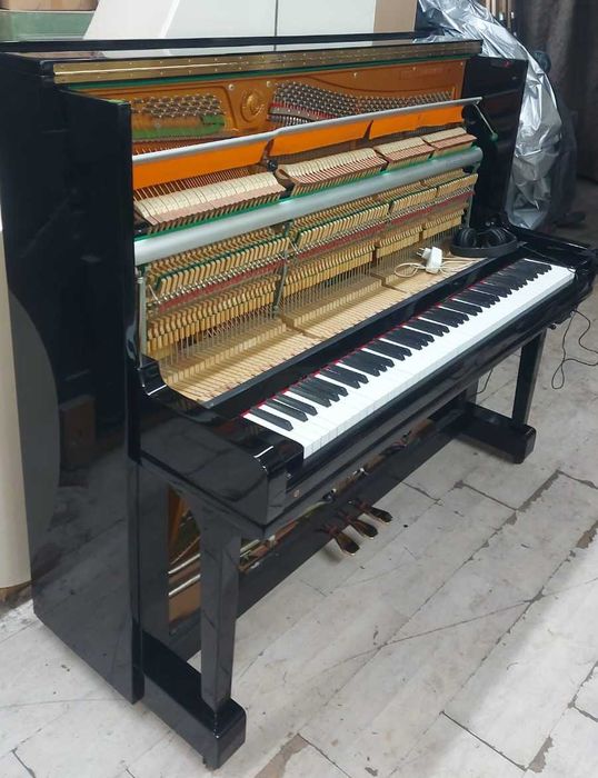 Pianino profesjonalne z systemem Silent Young Chang U 131