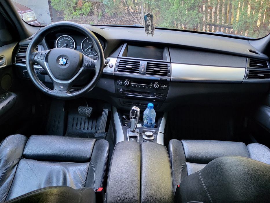 Sprzedam bmw X5 E70 3d 235km