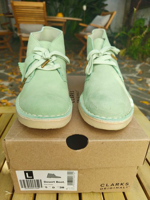Botas Clarks Originals Desert Boot em Camurça – Verde Menta – Tam. 38 (Novas)