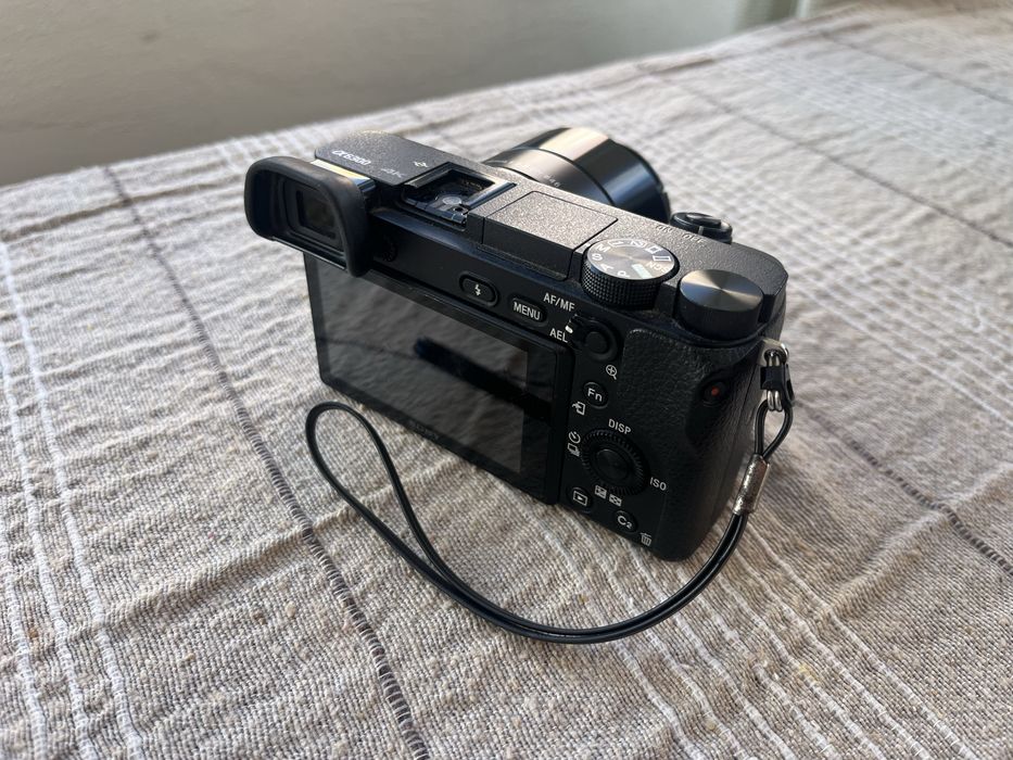 Sony a6300 em bom estado