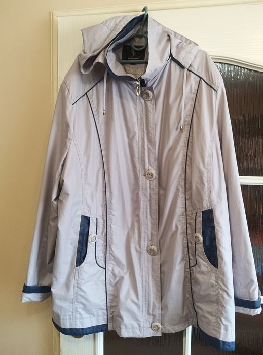 Вітровка великого розміру 66-68( фабрична)