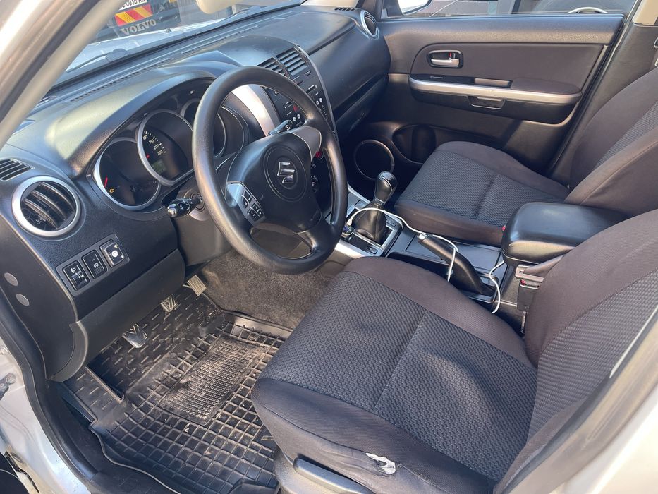 Продам suzuki grand vitara