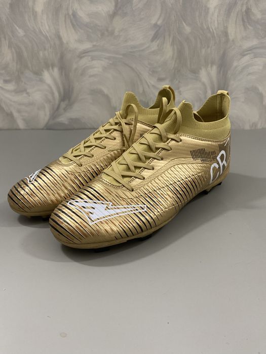 Футбольні бутси Kipsta (Decathlon), р.46