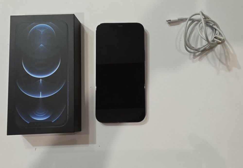 iPhone 12 Pro Max 128 GB – Pacific Blue – bardzo dobry stan