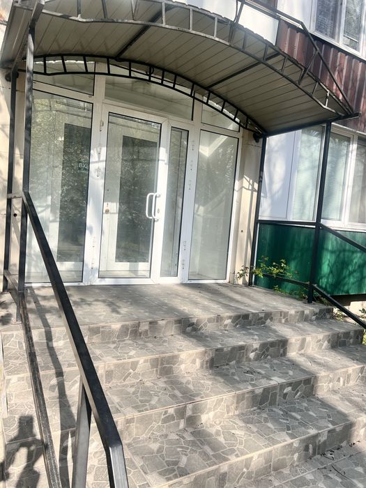 Оренда приміщення на Даманському