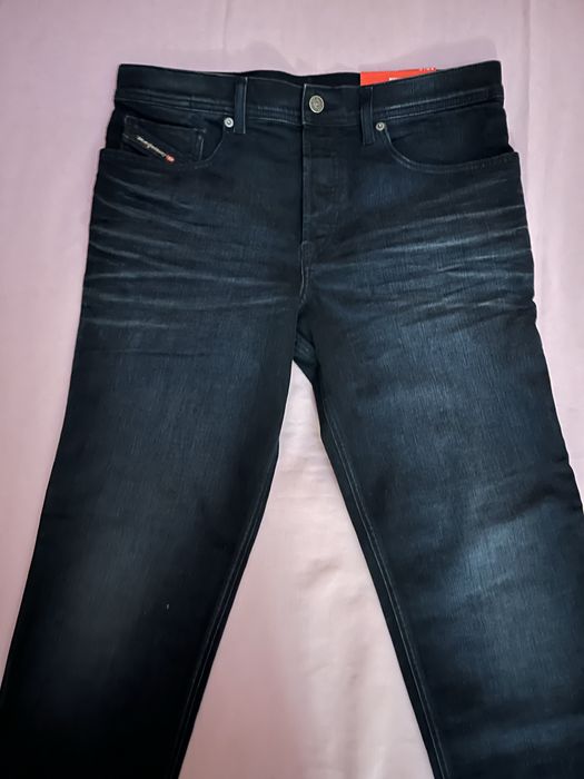 Wyprzedaż spodnie męskie Diesel.