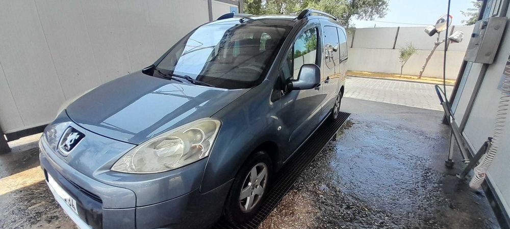 Peugeot Partner 5 lugares