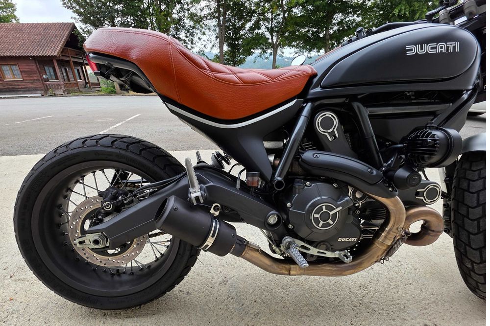 Ducati Scrambler 800 Full Throttle Custom
