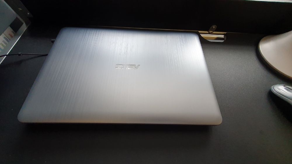 Laptop Asus R541N, 15,6"