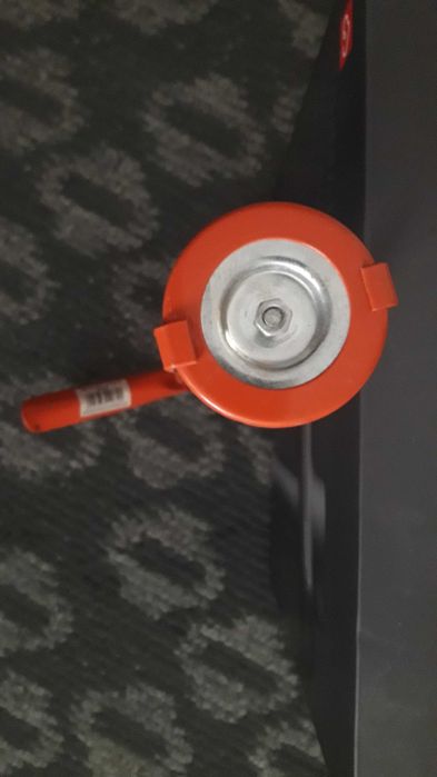 Пістолет для видавлювання силікону, герметика