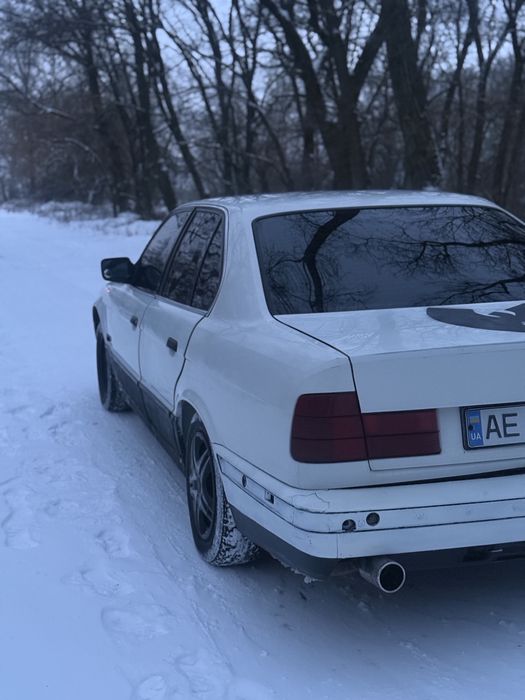 Продам BMW E34.