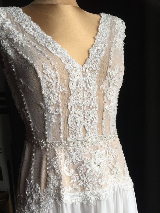 Nowa piękna Suknia ślubna BOHO 34/36 długa góra francuska koronka