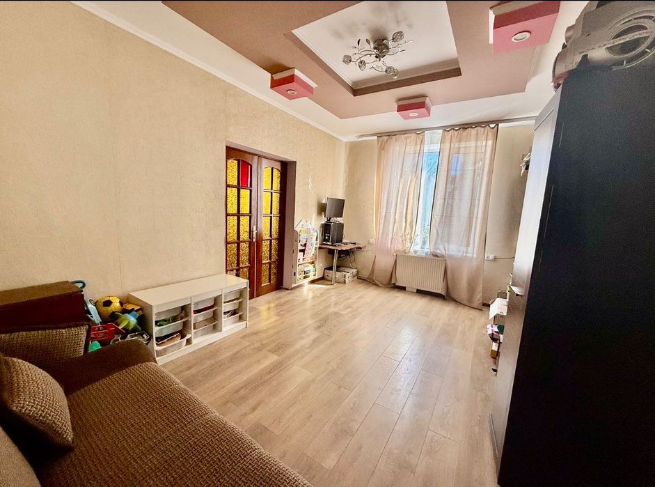 Продаж 2 кімнатної квартири Чортків, центр