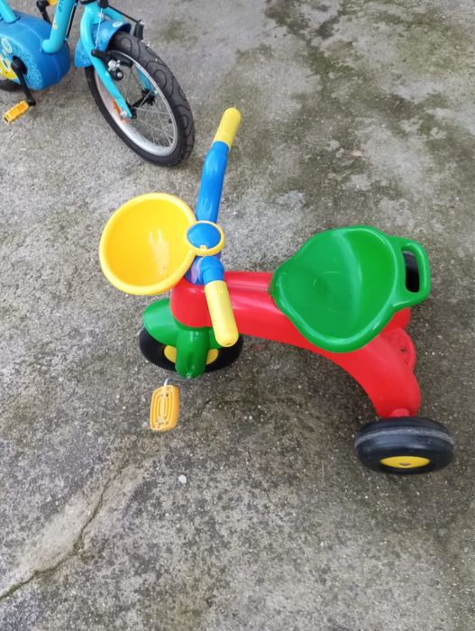 Triciclo de criança
