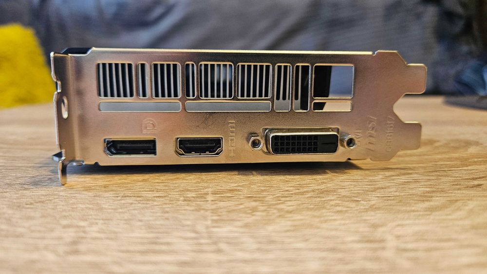 [中古美品]GTX1650super AERO ITX OC Amazon | MSI GeForce GTX 1650 SUPER AERO ITX OC グラフィック