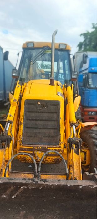 Продам JCB на полном боевом ходу