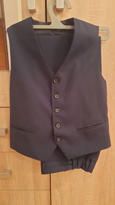 Школьный костюм Lilys Украина 140-146 шерсть