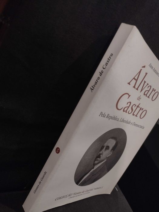 Álvaro de Castro " Pela República, Liberdade e Democracia"