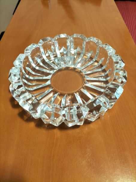 Cinzeiro de cristal