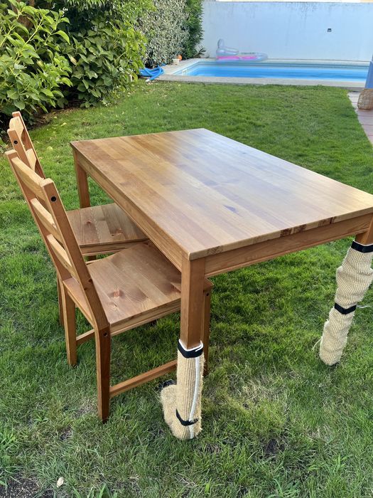 Mesa de madeira IKEA