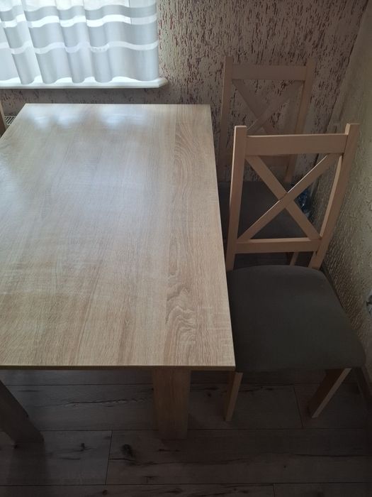 Stół kuchenny 120x80 + 4 krzesła