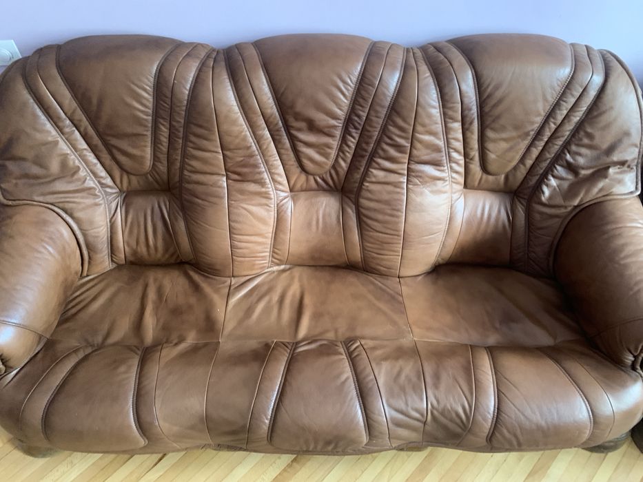 Шкіряний диван і крісло