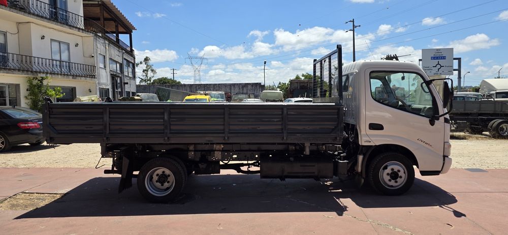 Toyota Dyna 3.0 D4D, 150.000km basculante tri-lateral